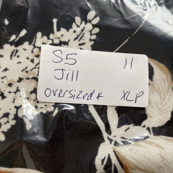 J Jill Wearever Tunic Top Petite XL Black Dark Floral Oversized Artsy Neutral - Picture 10 of 10